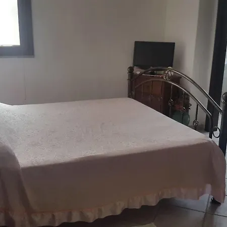 Bed & Breakfast Peonia Oliena