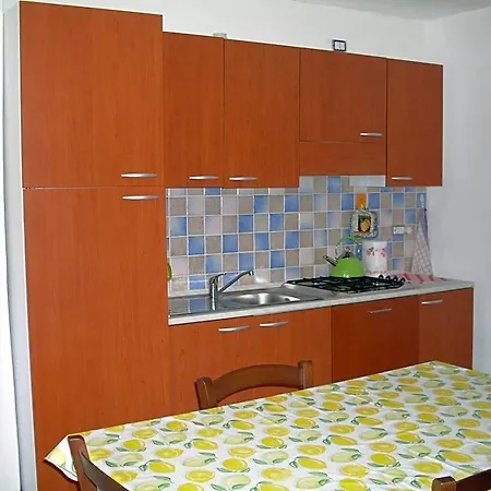 Alojamento de Acomodação e Pequeno-almoço Peonia Oliena