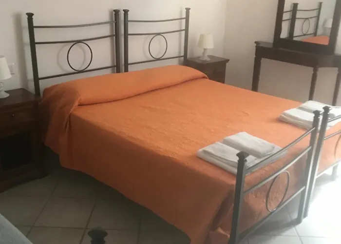 فندق مبيت وإفطار Peonia 3*